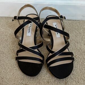 Nina New York Black and Gold Strappy Heels 7. Bridal/prom/homecoming/formal